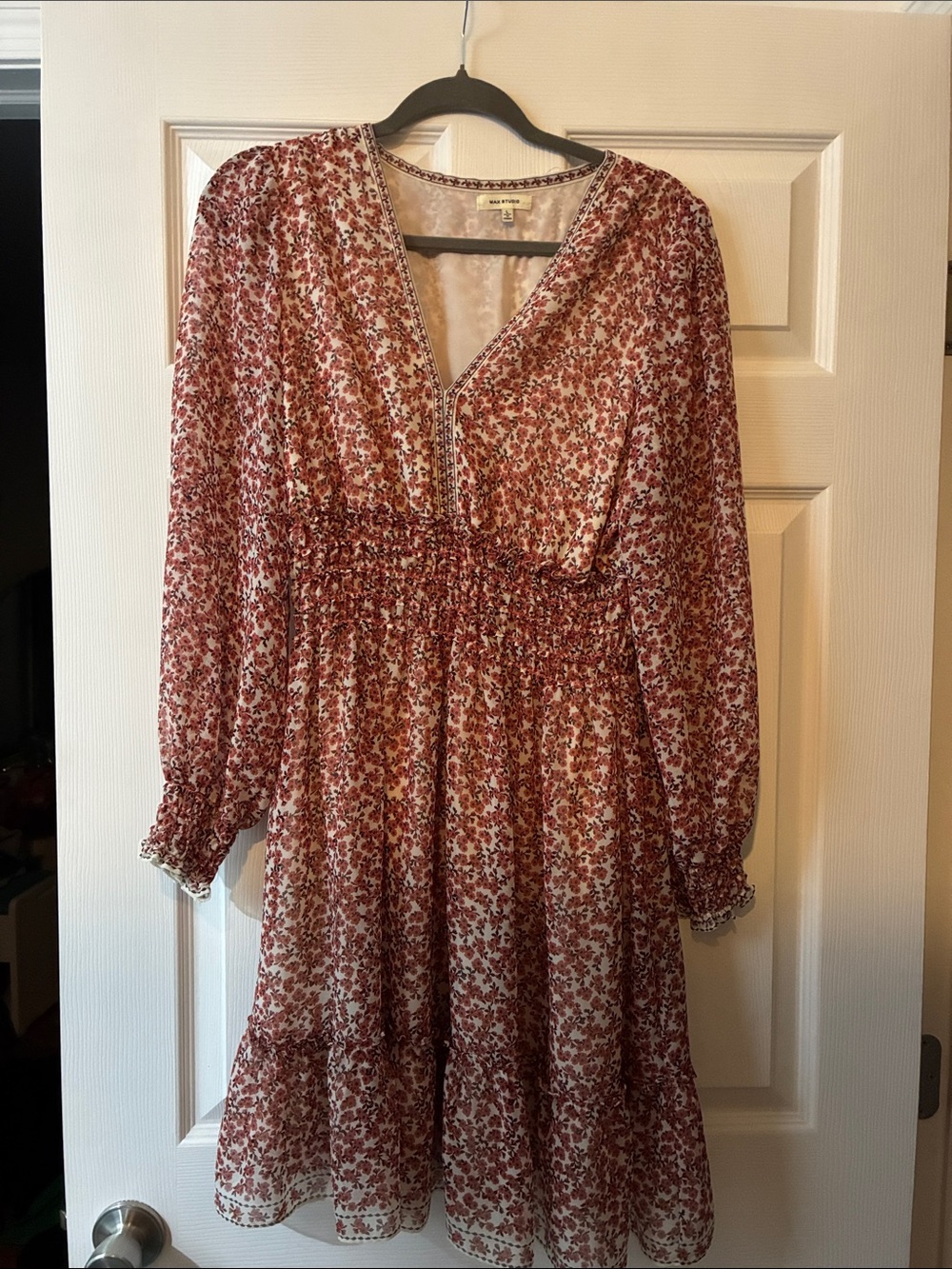 Max Studio Georgette V-Neck Floral Smocked Mini Dress Large